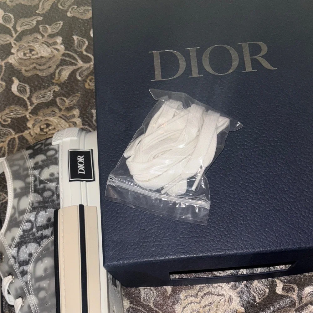 Dior Monochrome Sneakers in Elegant Black & White Gently Used. Men’s EU 47/14 US - Picture 14 of 15